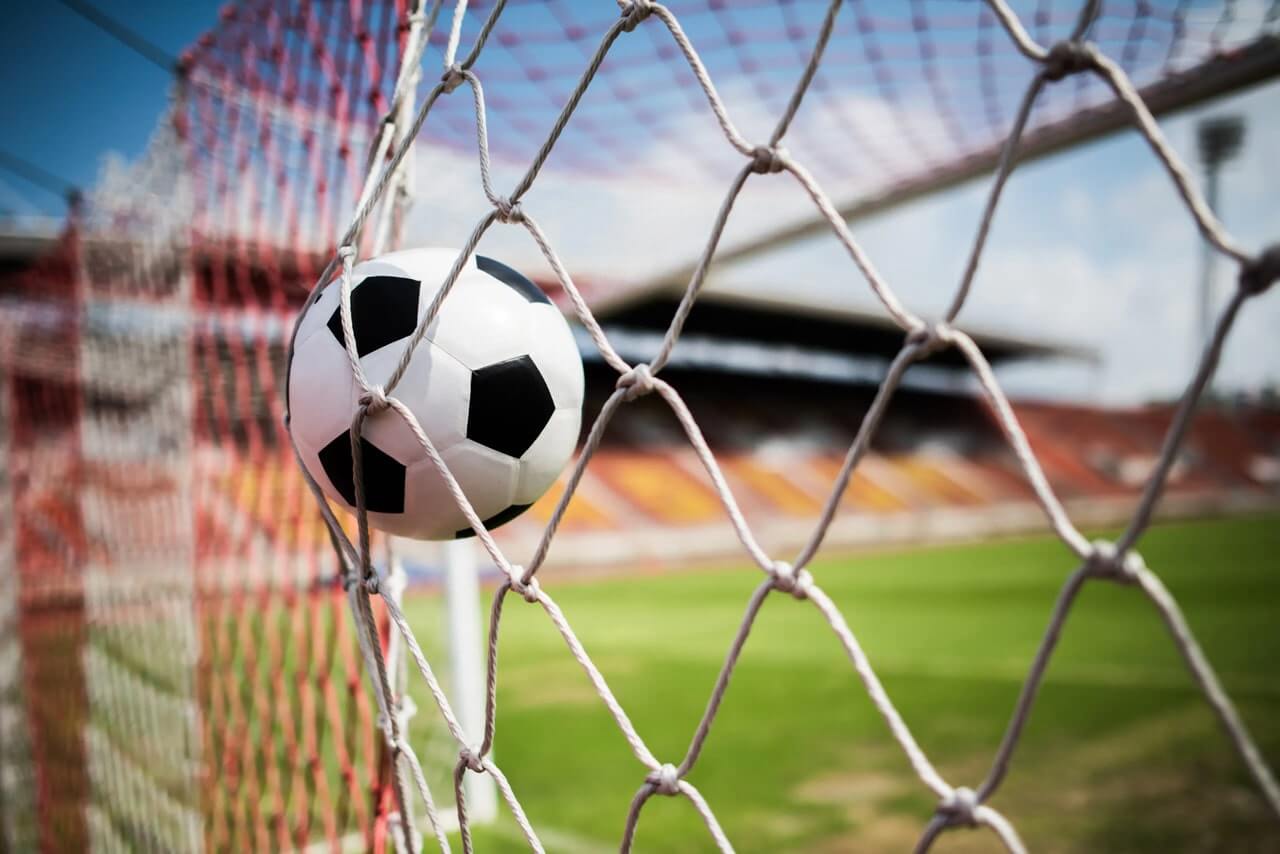 soccer-dans-concept-reussite-objectif